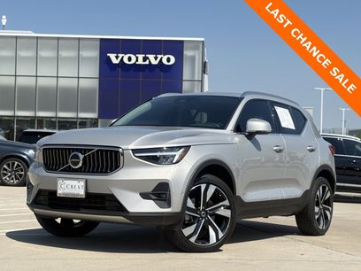 Certified 2025 Volvo XC40 B5 Plus