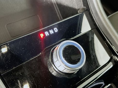 Used 2021 Jeep Grand Cherokee L Laredo image 24