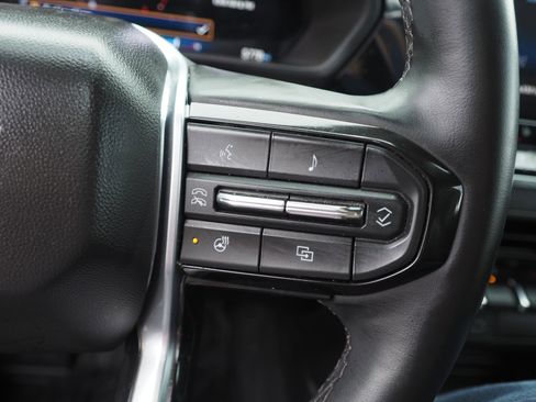 Used 2025 Chevrolet Colorado Trail Boss image 24