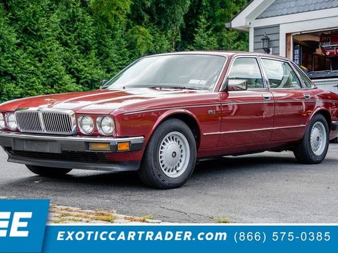 Used 1988 Jaguar XJ Vanden Plas RWD image 1