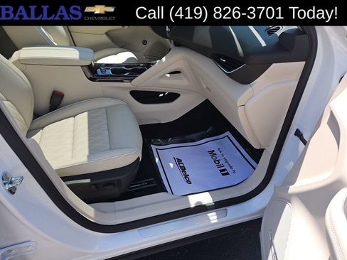 Certified 2023 Buick Envision Avenir AWD/4WD image 29