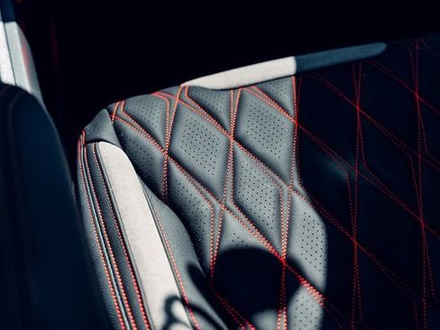 New 2026 Ford F250 Lariat w/ Black Appearance Package image 37