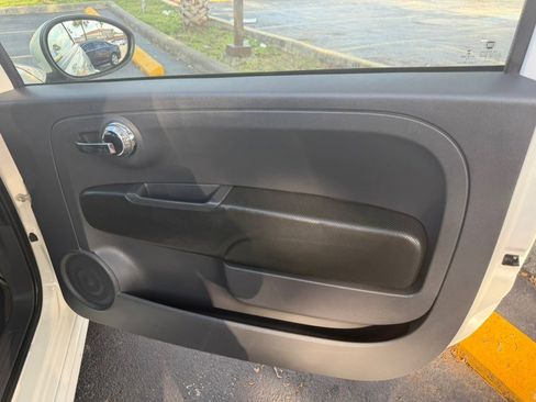 Used 2015 FIAT 500 Sport FWD image 12