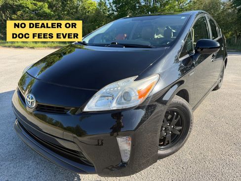 Used 2015 Toyota Prius Two image 1