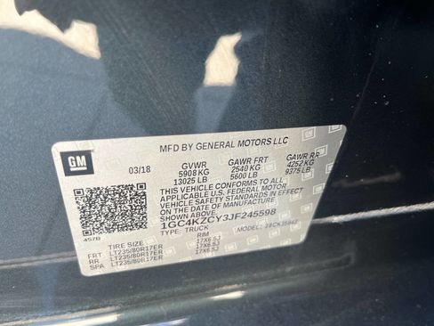 Used 2018 Chevrolet Silverado 3500 LT image 37