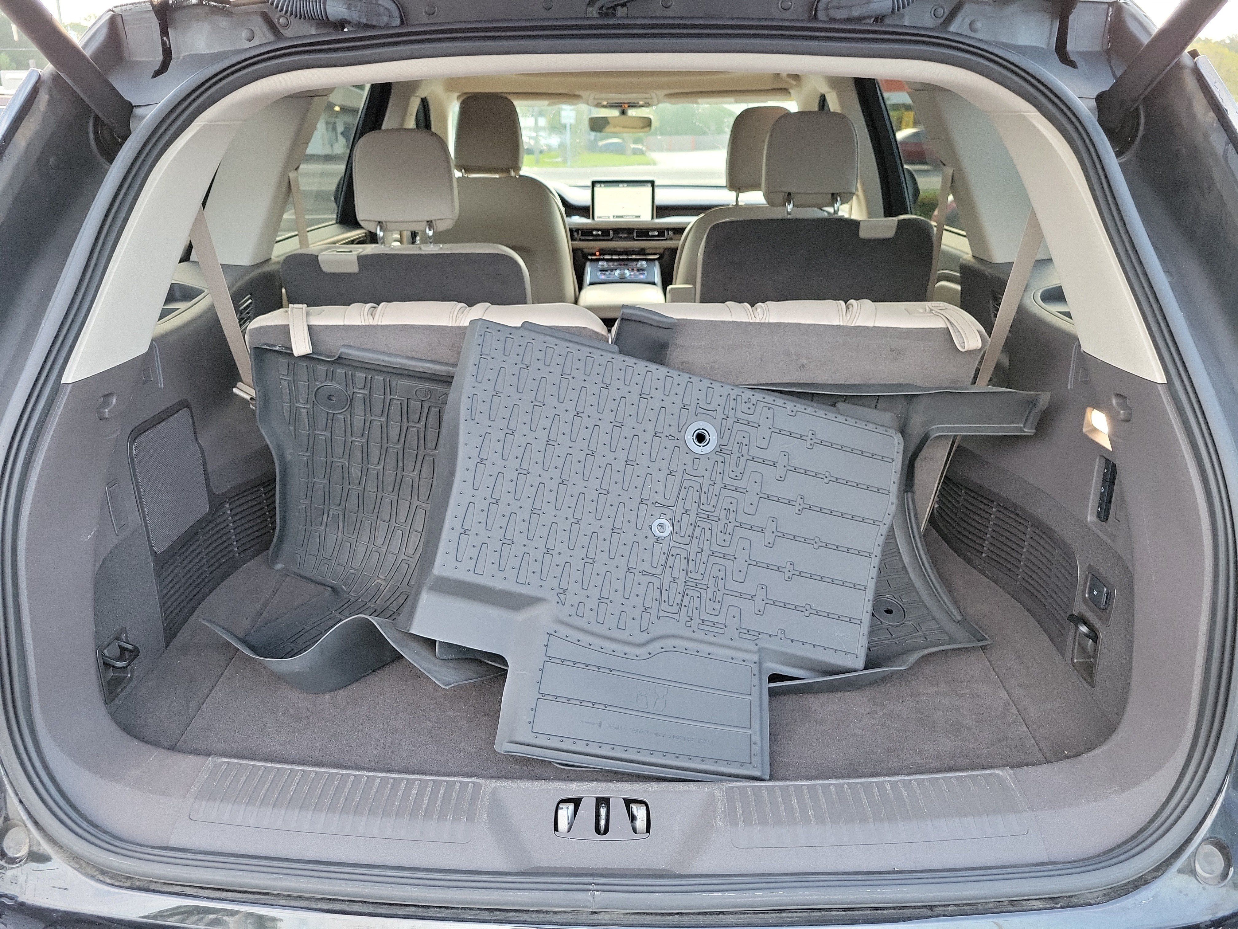 Used 2022 Lincoln Aviator Reserve RWD image 15