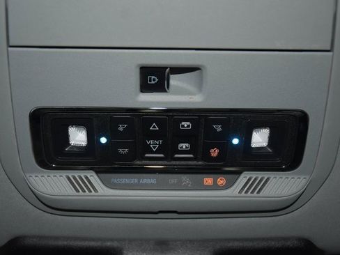 Used 2024 Ford F350 Limited w/ FX4 Off-Road Package image 56