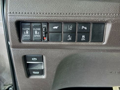 Used 2019 Honda Odyssey Elite image 10