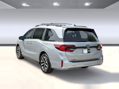 New 2026 Honda Odyssey EX-L image 3