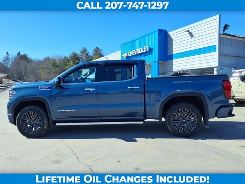 Used 2025 GMC Sierra 1500 Denali image 8