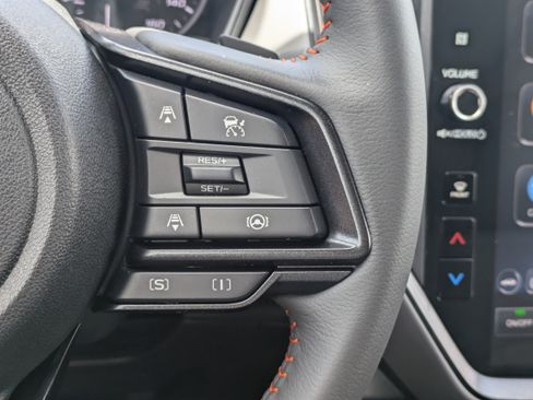 Certified 2025 Subaru Crosstrek 2.5i Limited w/ Popular Package #3A image 26