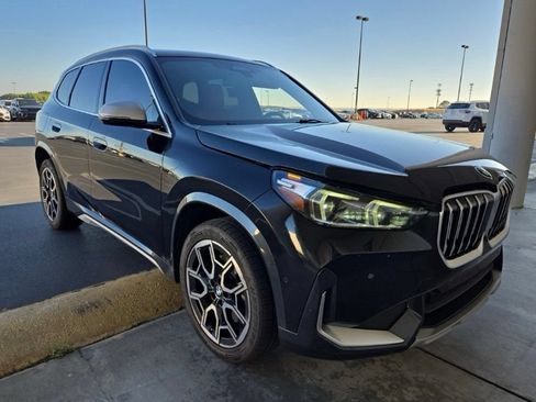 Used 2023 BMW X1 xDrive28i AWD/4WD image 2