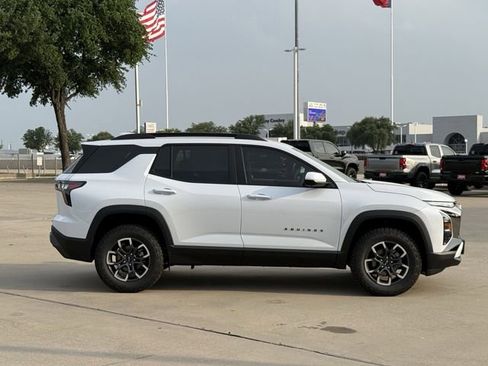New 2026 Chevrolet Equinox ACTIV FWD image 3