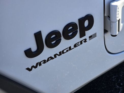Used 2023 Jeep Wrangler Sport image 12