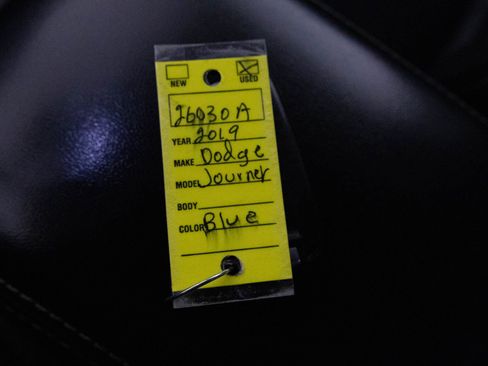 Used 2019 Dodge Journey Crossroad image 25