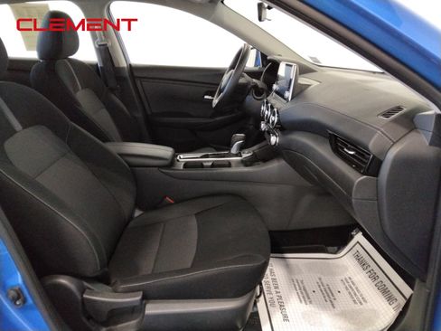 Used 2025 Nissan Sentra SV FWD image 38