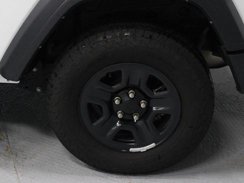 Used 2024 Jeep Wrangler Sport AWD/4WD image 15