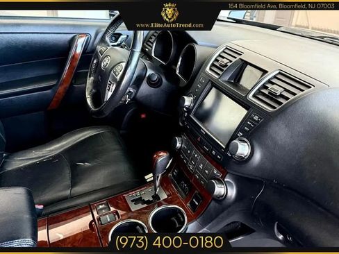 Used 2012 Toyota Highlander Limited image 20
