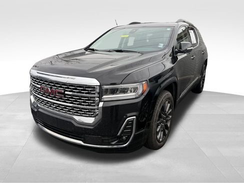 Used 2023 GMC Acadia Denali w/ Black Diamond Edition image 6