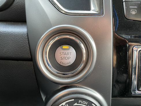 Used 2018 Nissan Titan Platinum Reserve image 26