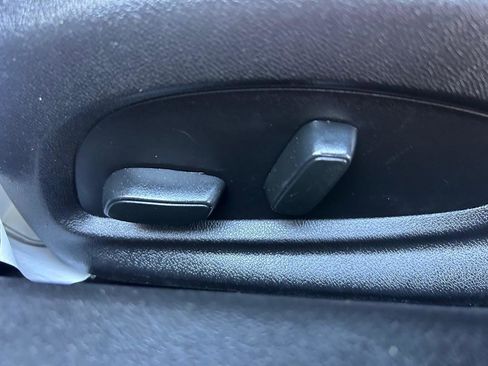 Used 2019 Chevrolet Camaro LT image 12