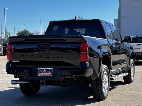 New 2025 Toyota Tacoma SR5 image 4