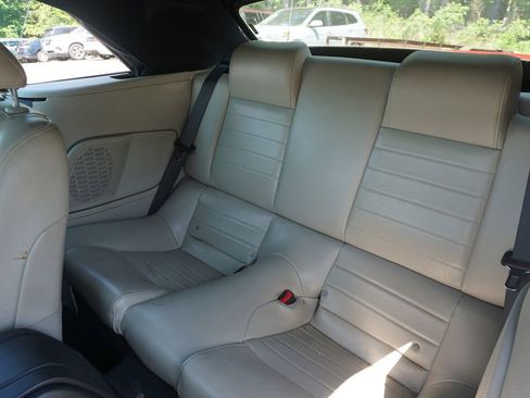 Used 2010 Ford Mustang Premium RWD image 10