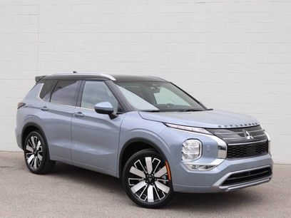 New 2025 Mitsubishi Outlander SEL