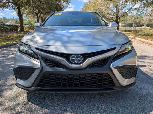 Used 2024 Toyota Camry SE w/ Audio Upgrade Package image 2