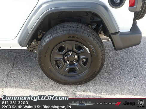 New 2026 Jeep Wrangler Unlimited Sport AWD/4WD image 4