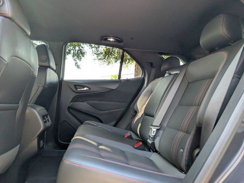 Used 2022 Chevrolet Equinox RS AWD/4WD image 17