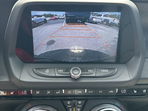 Used 2017 Chevrolet Camaro LT RWD image 27