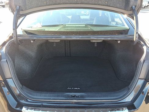 Used 2020 Nissan Altima 2.5 SR w/ Premium Package image 28