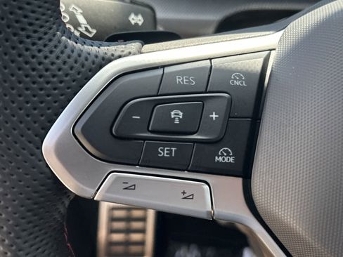 New 2025 Volkswagen GTI SE image 18