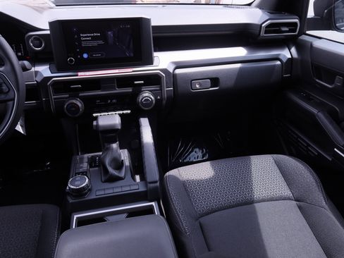 Used 2026 Toyota 4Runner SR5 AWD/4WD image 17