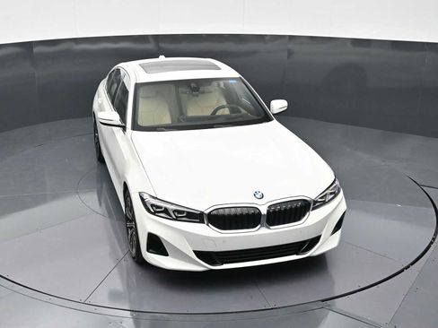 New 2026 BMW 330i Sedan w/ Premium Package RWD image 19