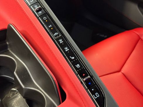 Used 2022 Chevrolet Corvette Stingray Preferred Cpe RWD image 41