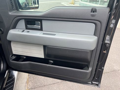 Used 2013 Ford F150 XLT w/ XTR Pkg image 28