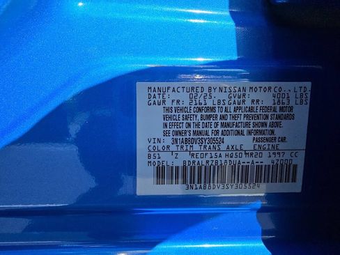 Used 2025 Nissan Sentra SR FWD image 14