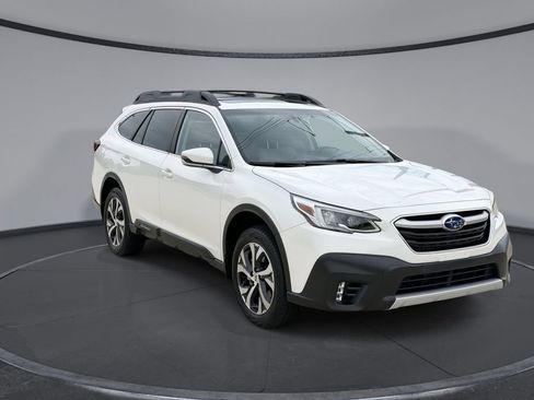 Used 2021 Subaru Outback Limited XT AWD/4WD image 12