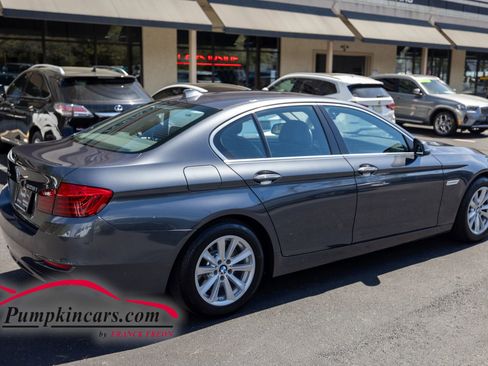 Used 2016 BMW 528i xDrive Sedan image 3