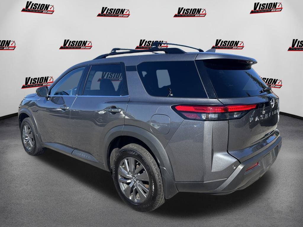 Certified 2025 Nissan Pathfinder SV AWD/4WD image 9