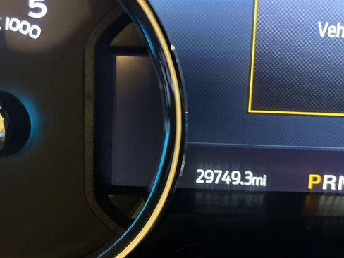 Used 2022 Ford F250 Lariat w/ Black Appearance Package image 19