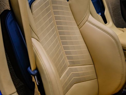 Used 2020 Chevrolet Corvette Stingray Premium Conv w/ 3LT Preferred Equipment Group image 58