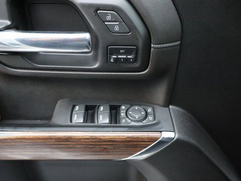 Used 2023 Chevrolet Silverado 3500 High Country w/ Z71 Off-Road Package image 32