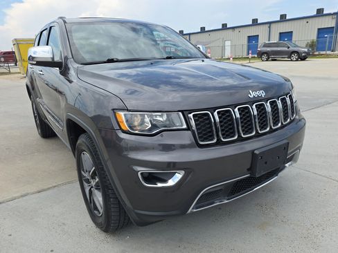 Used 2018 Jeep Grand Cherokee Limited image 6