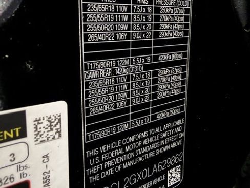 Used 2020 Jaguar F-PACE R-Sport image 36