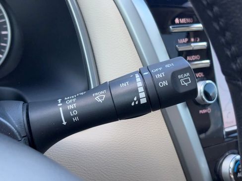 Used 2019 Nissan Murano Platinum w/ Cargo Package FWD image 16