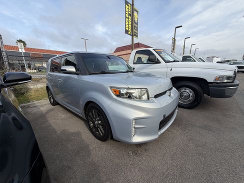 Used 2013 Scion xB 10 Series FWD image 1