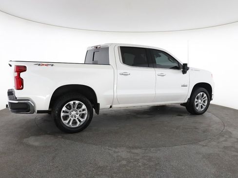 Used 2025 Chevrolet Silverado 1500 LTZ w/ LTZ Premium Texas Edition AWD/4WD image 13